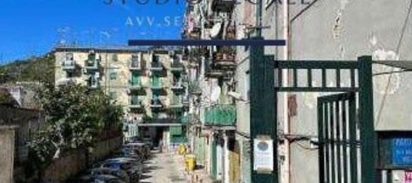 4 rooms Apartment in Naples, Italy No. 12346 9