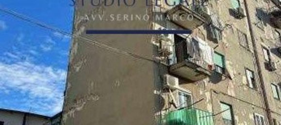 4 rooms Apartment in Naples, Italy No. 12346 10