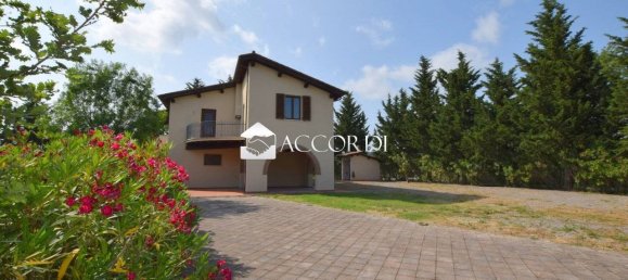 Вилла с 3 спальнями в Мальяно ин Тоскана, Италия № 280977 4