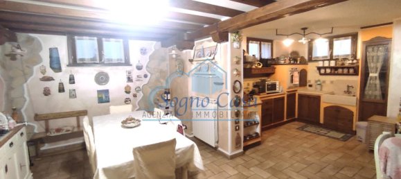 3 غرف نوم منزل في Castelnuovo Magra, Italy رقم 82318 25