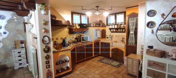 3 غرف نوم منزل في Castelnuovo Magra, Italy رقم 82318 26