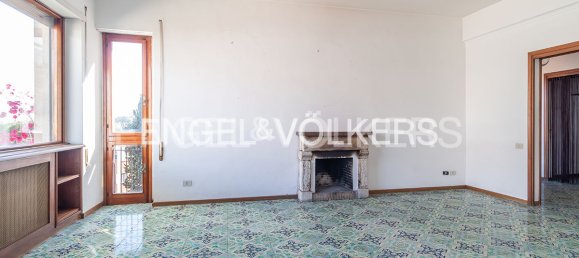 Apartamento de 3 dormitorios en Rome, Italy No. 131602 3