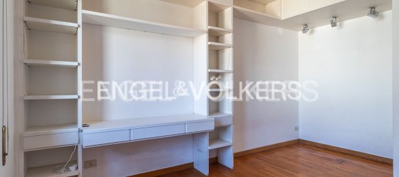 Apartamento de 3 dormitorios en Rome, Italy No. 131602 12
