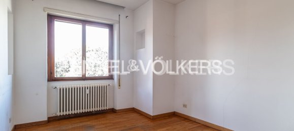 Apartamento de 3 dormitorios en Rome, Italy No. 131602 8