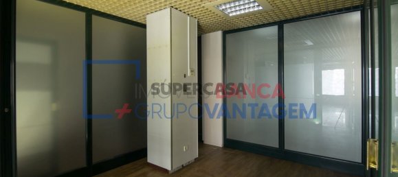 Gewerbliche Immobilie in Torres Vedras, Portugal 211m², Nr. 226935 8