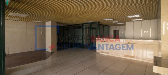 Gewerbliche Immobilie in Torres Vedras, Portugal 211m², Nr. 226935 6