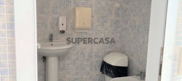 Квартира с 4 спальнями в Оливейра ди Аземейш, Португалия № 157634 32