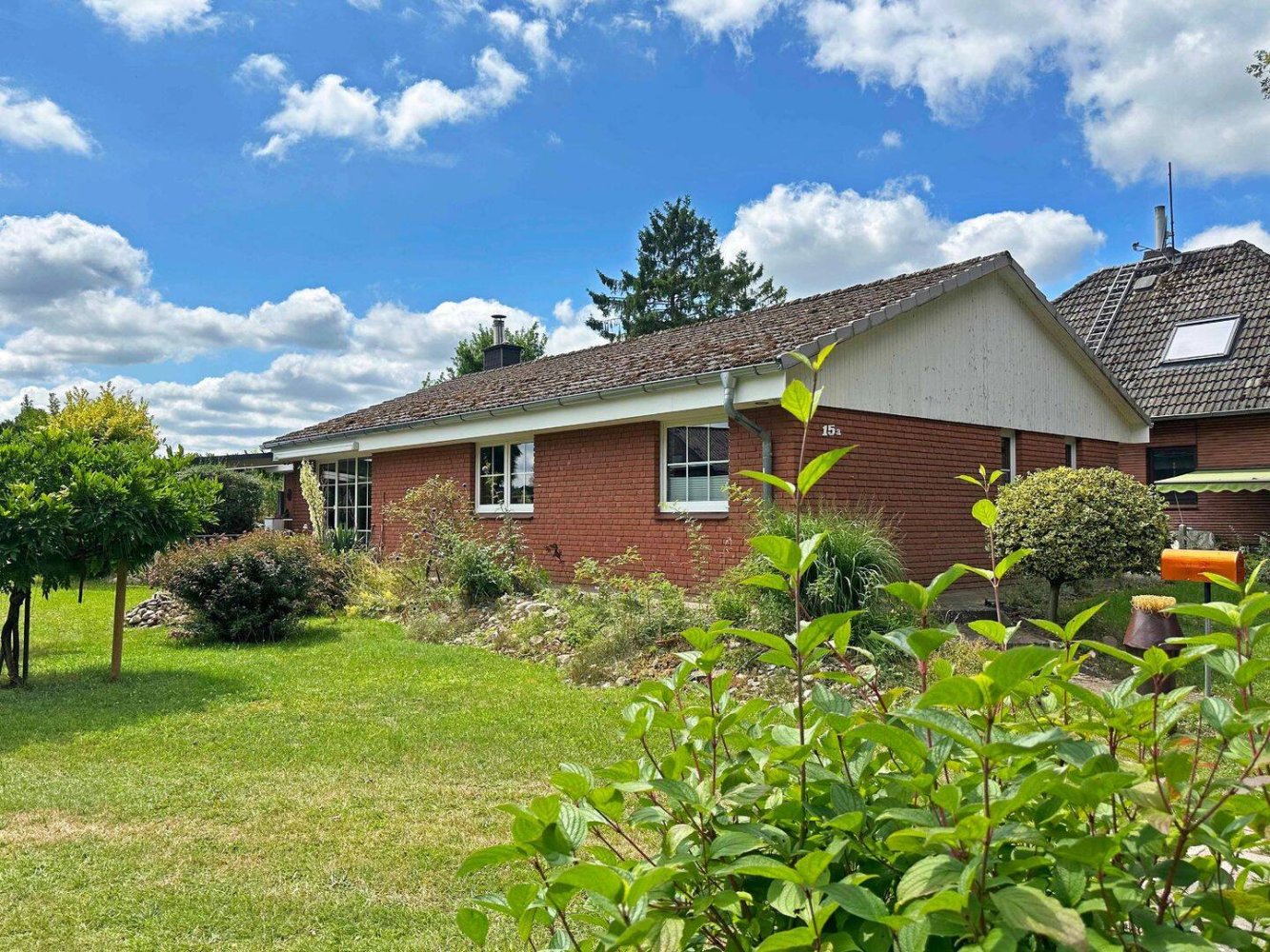 5 rooms Bungalow in Harburg, Germany No. 259418