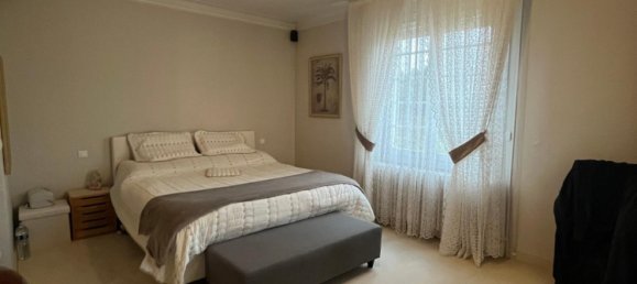 5 bedrooms House in Pithiviers, France No. 82013 5