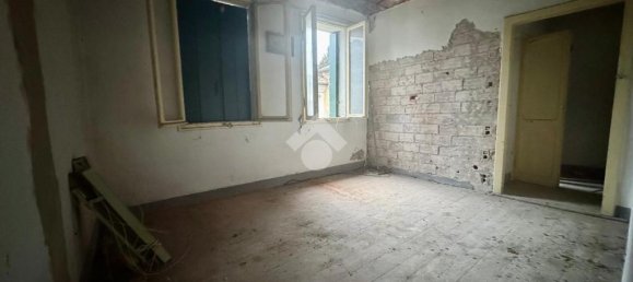 2 bedrooms House in Guarda Veneta, Italy No. 121347 5