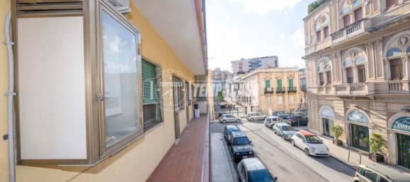 3 bedrooms Apartment in Messina, Italy No. 286040 32