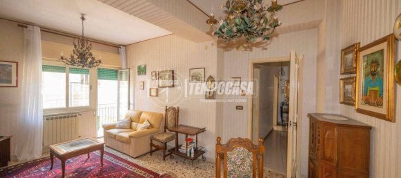 3 bedrooms Apartment in Messina, Italy No. 286040 4