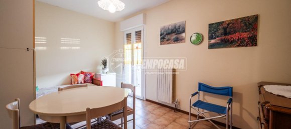3 rooms Apartment in Fontevivo, Italy No. 35127 10