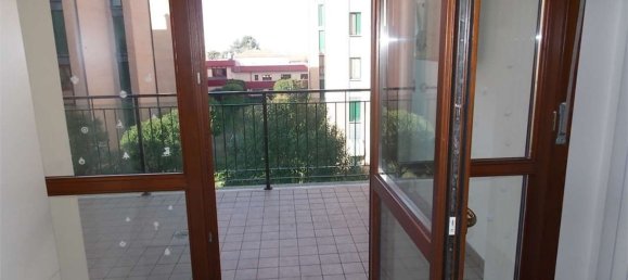 Studio in Rubiera, Italy No. 176246 4