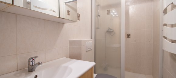 3 Schlafzimmer Haus in Collombey-Muraz, Switzerland, Nr. 239 12