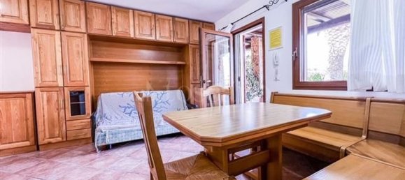 2-salle Appartement à Olbia, Italy No. 204637 25