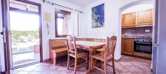 2-salle Appartement à Olbia, Italy No. 204637 17