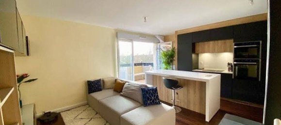 Квартира с 1 спальней в Савиньи-ле-Тампль, Франция № 329905 4