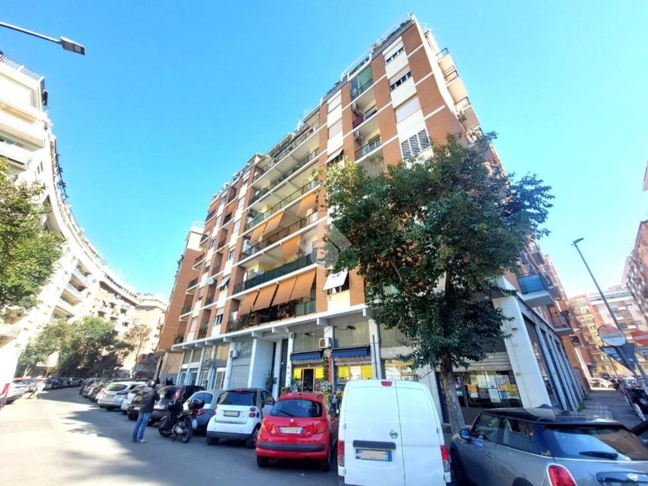  عقار تجاري في Rome, Italy 100متر مربع رقم 227723