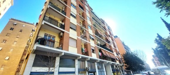  عقار تجاري في Rome, Italy 100متر مربع رقم 227723 2