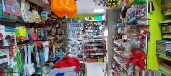  عقار تجاري في Rome, Italy 100متر مربع رقم 227723 31