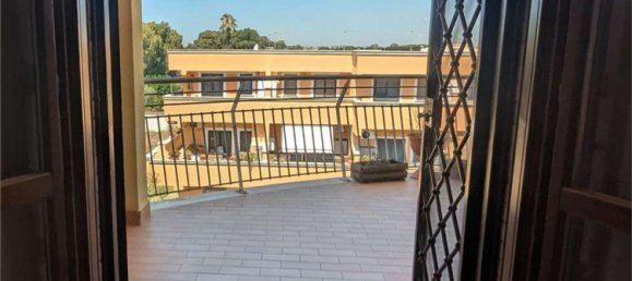 3 Schlafzimmer Penthouse in Rome, Italy, Nr. 321182 11