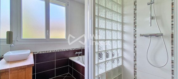 4 bedrooms House in Luc-la-Primaube, France No. 318386 9