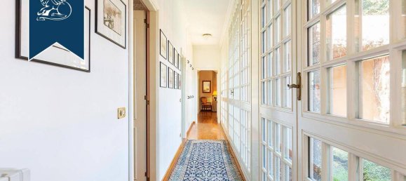 Villa de 5 dormitorios en Eupilio, Italy No. 223056 23