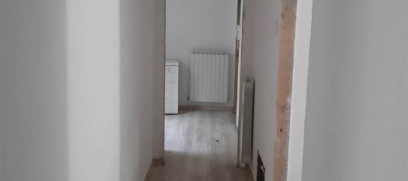 Apartamento T2 em Nocera Umbra, Italy N.º 267279 9