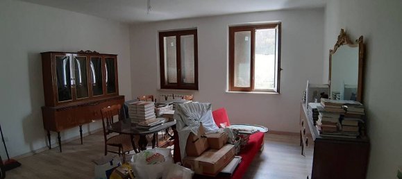 Apartamento T2 em Nocera Umbra, Italy N.º 267279 3