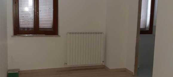 Apartamento T2 em Nocera Umbra, Italy N.º 267279 6
