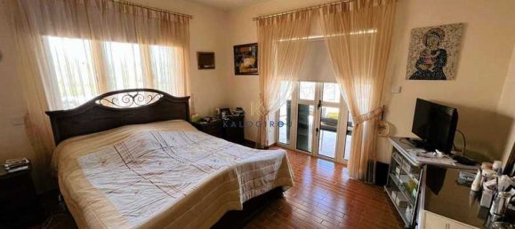 4 Schlafzimmer Haus in Mazotos, Cyprus, Nr. 7736 10