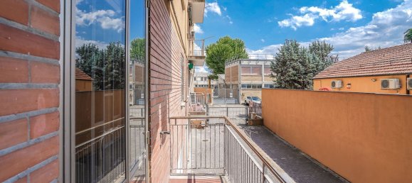 4 rooms Apartment in Bologna, Italy No. 280378 43