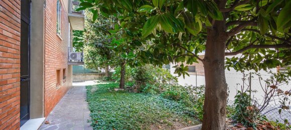 4 rooms Apartment in Bologna, Italy No. 280378 54