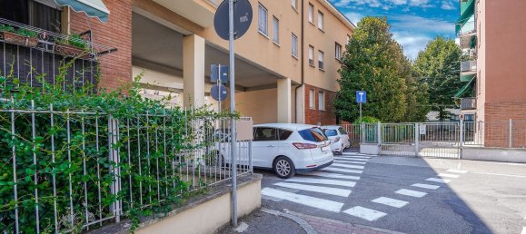 4 rooms Apartment in Bologna, Italy No. 280378 51