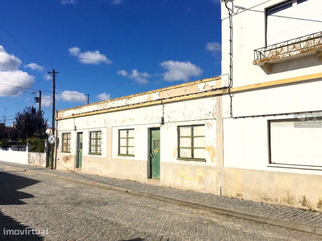 Casa de 3 dormitorios en Alter do Chao, Portugal No. 15313