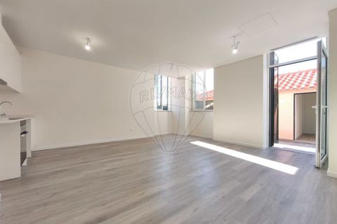 2 bedrooms Apartment in Funchal, Portugal No. 252169