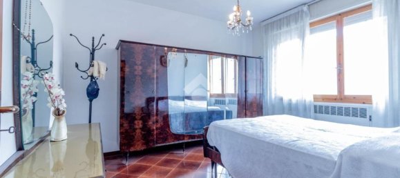 4 bedrooms Apartment in Vergato, Italy No. 322422 12