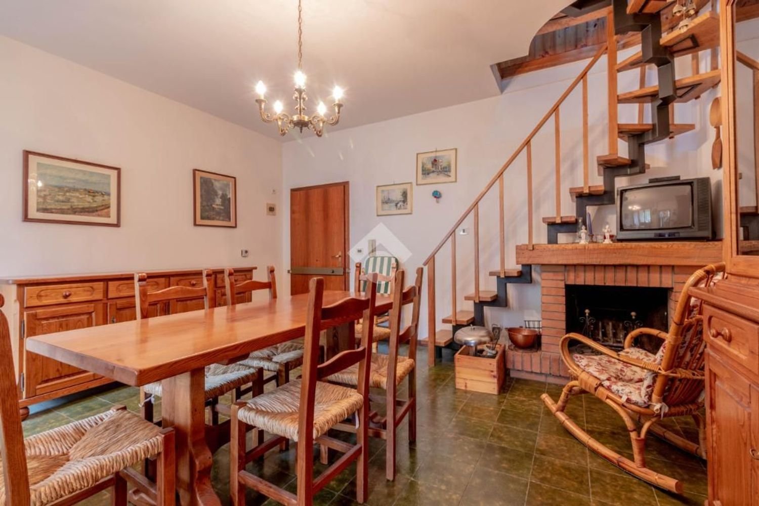 4 bedrooms Apartment in Vergato, Italy No. 322422