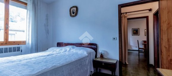 4 bedrooms Apartment in Vergato, Italy No. 322422 11