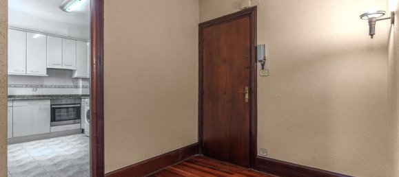 4 bedrooms Apartment in Basque Autonomous Community, Spain No. 150949 8