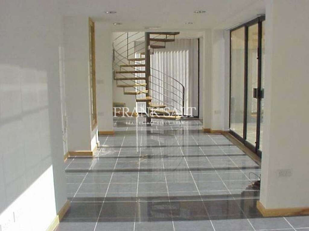  Shophouse in Attard, Malta No. 13398