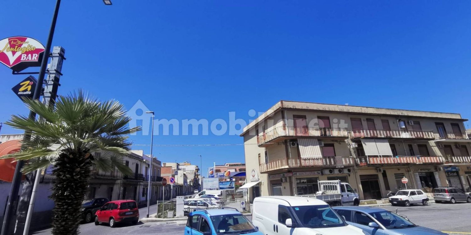 4 chambres Appartement à Rometta, Italy No. 262036