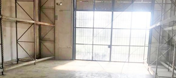 1-salle Entrepôt à Settimo Milanese, Italy No. 210835 4