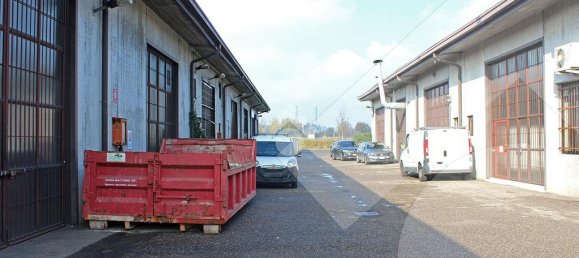 1-salle Entrepôt à Settimo Milanese, Italy No. 210835 12