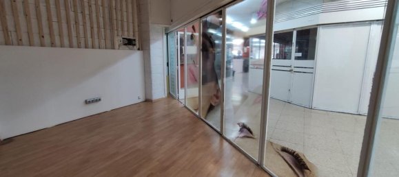 Gewerbliche Immobilie in Mostoles, Spain 35m², Nr. 23357 8