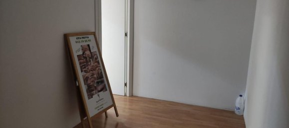 Gewerbliche Immobilie in Mostoles, Spain 35m², Nr. 23357 15