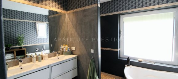 4 bedrooms Villa in Malaga, Spain No. 45489 28