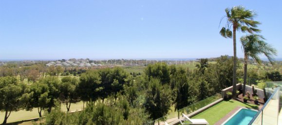 4 bedrooms Villa in Malaga, Spain No. 45489 16