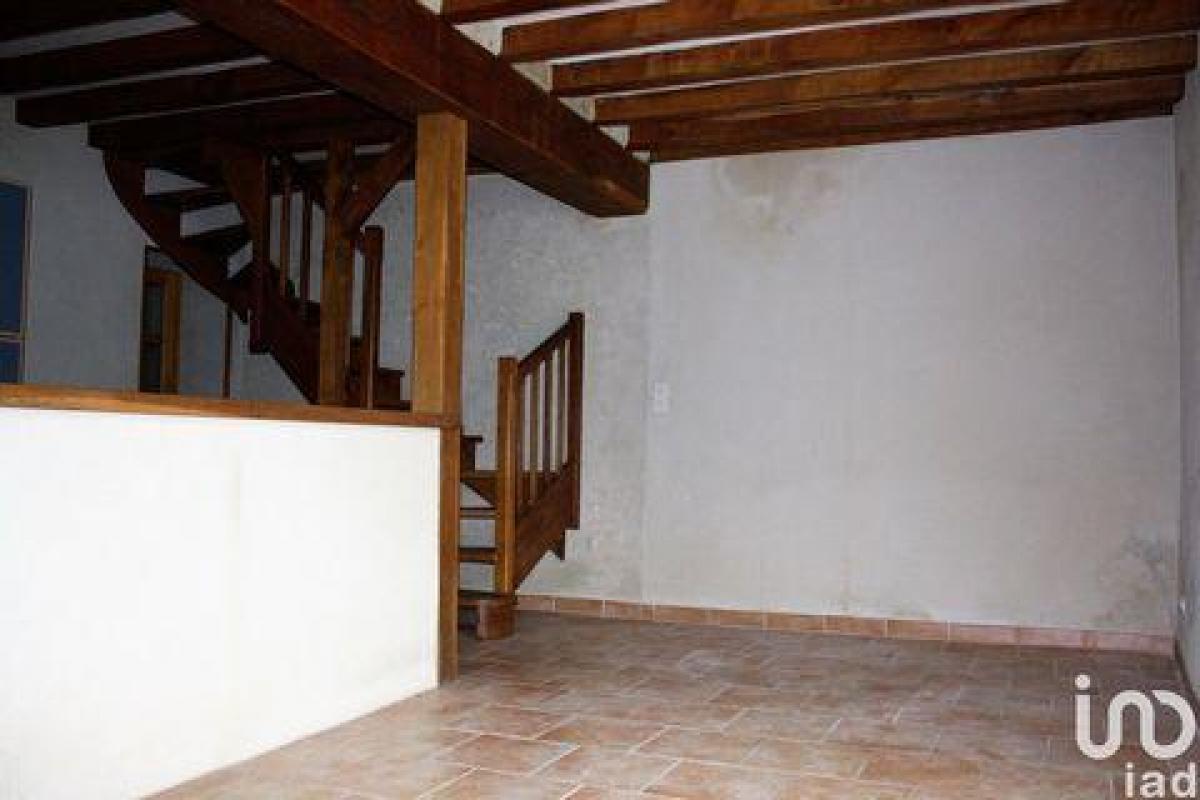 3 bedrooms House in Le Theil, France No. 26772